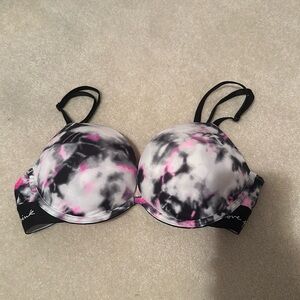 NWT Victoria secret everywhere super push up bra 34C